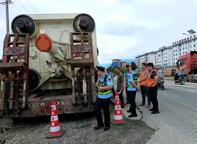 路政宣传月亮点纷呈！贵港公路普法服务双向出彩